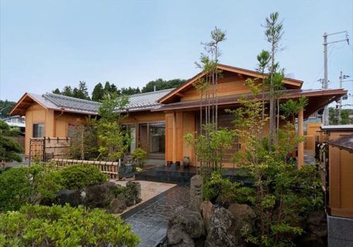 注文住宅のおしゃれな外観（和風）