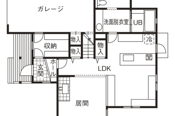 海を感じて暮らす、西海岸スタイルの家の間取り図（1階）